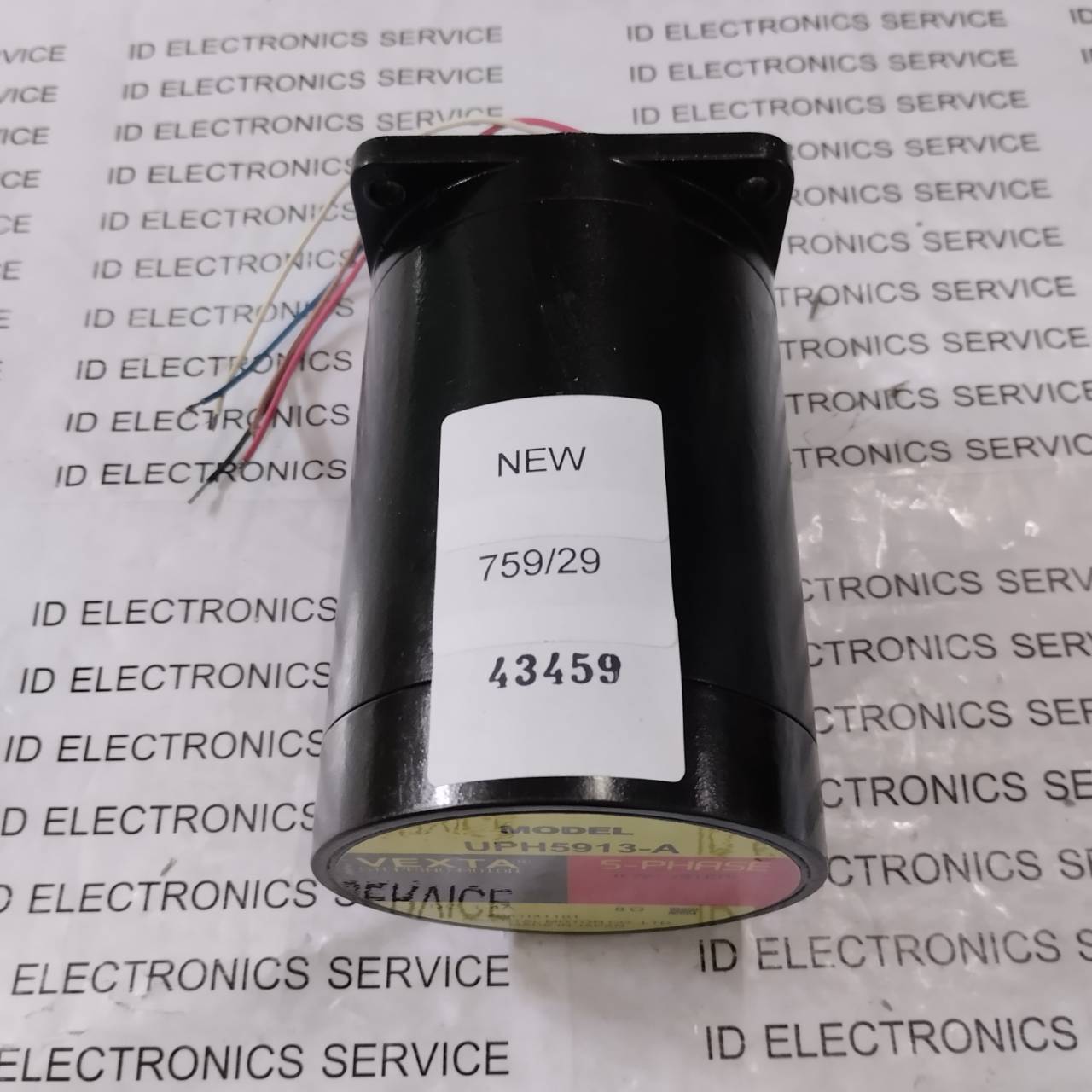 SERVO MOTOR " VEXTA " MODEL : UPH5913-A