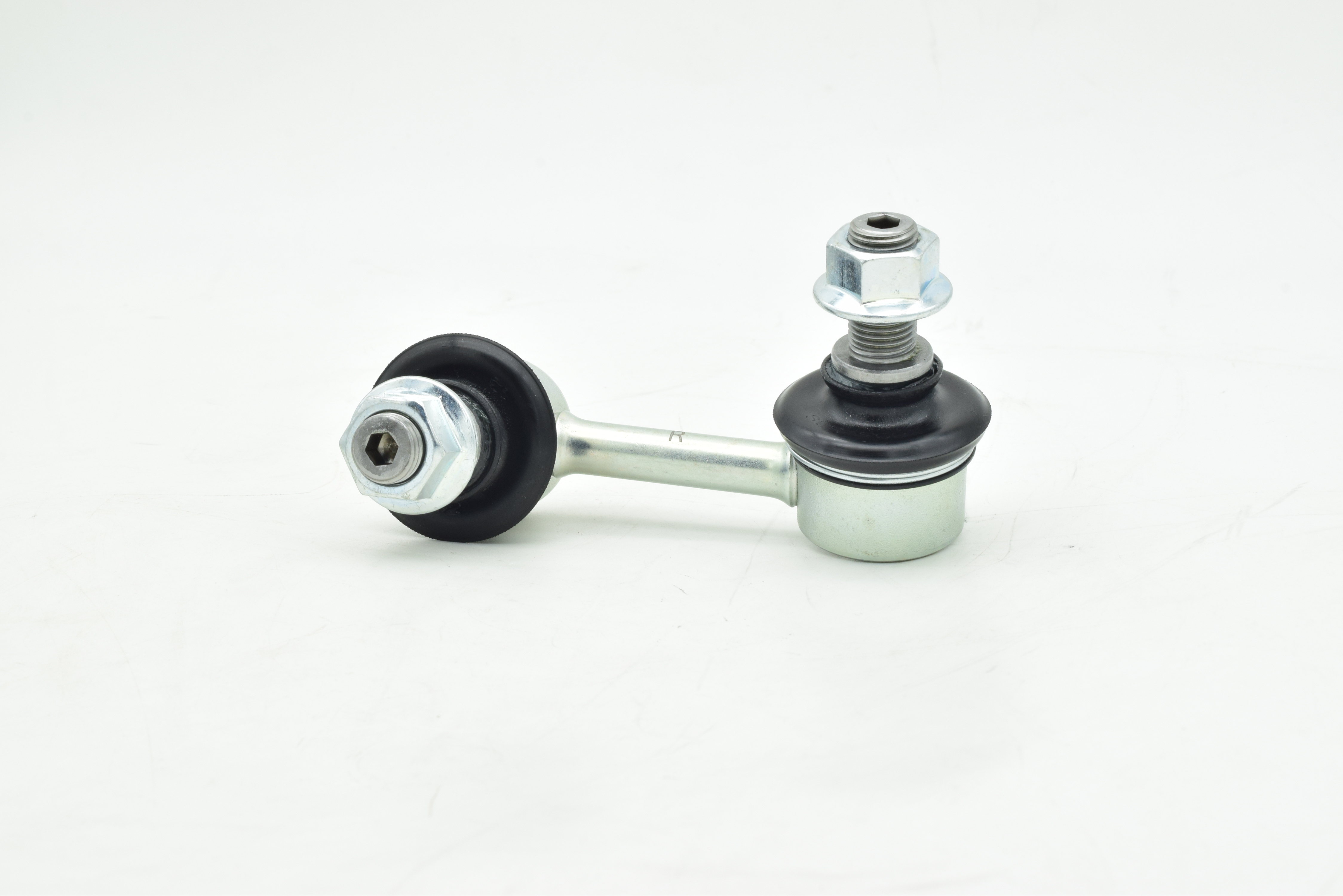 ลูกหมากกันโคลงหลัง HONDA CIVIC FD ปี 2006-2012 / กระปุกไฟฟ้า ปี 2005 ฮอนด้า นางฟ้า / ขนาด ยาว A 75 mm. / เกลียวเสื้อ B 12 mm. / ตัวเลขบอกทิศ C 19' R, 5' L / 3L-6386 / ยี่ห้อ 333 (1คู่ 2 ตัว) (STABILIZER LINK REAR) (ซ้าย / ขวา)