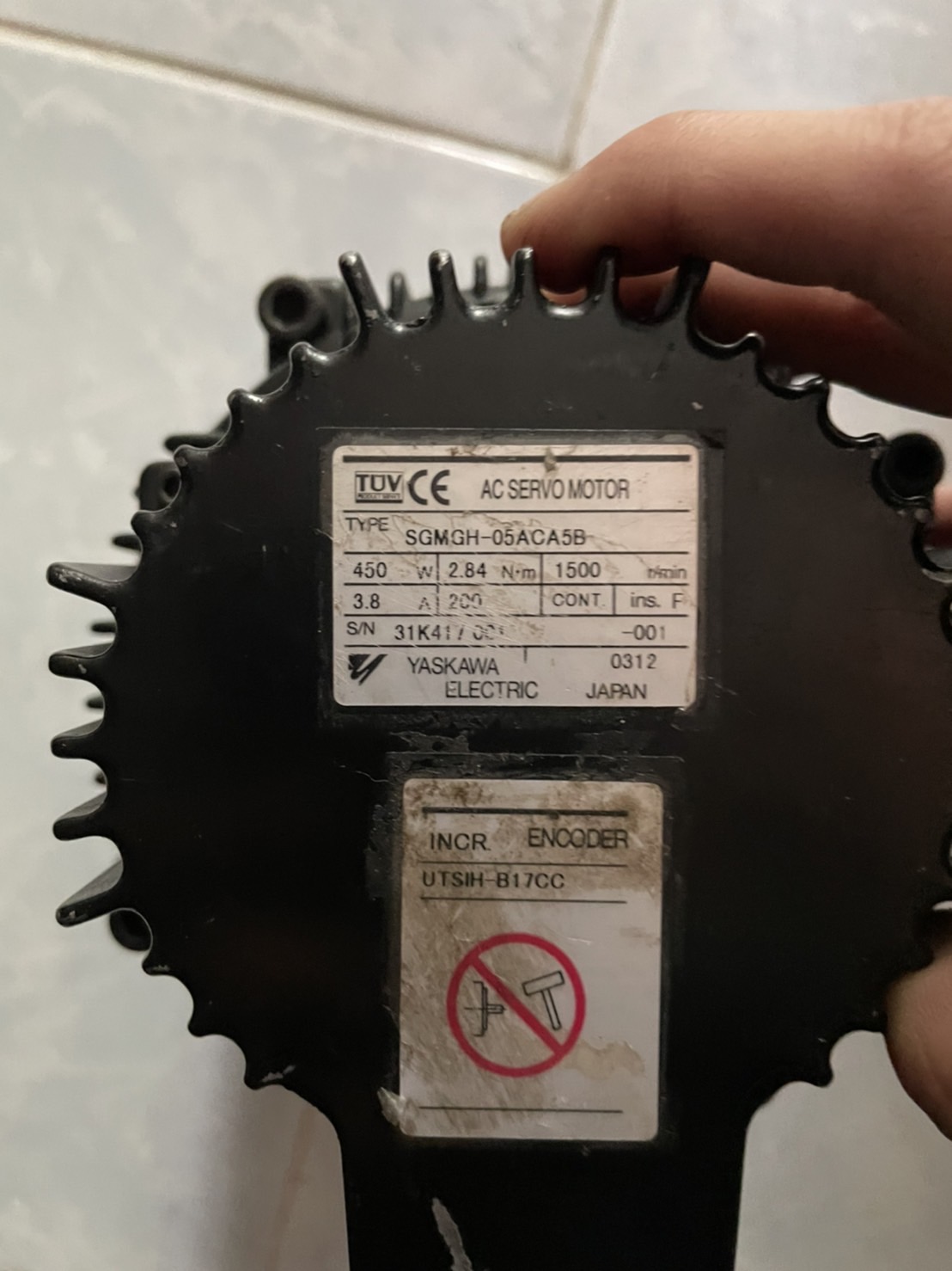 SGMGH-05ACA5B SERVO MOTOR "YASKAWA"