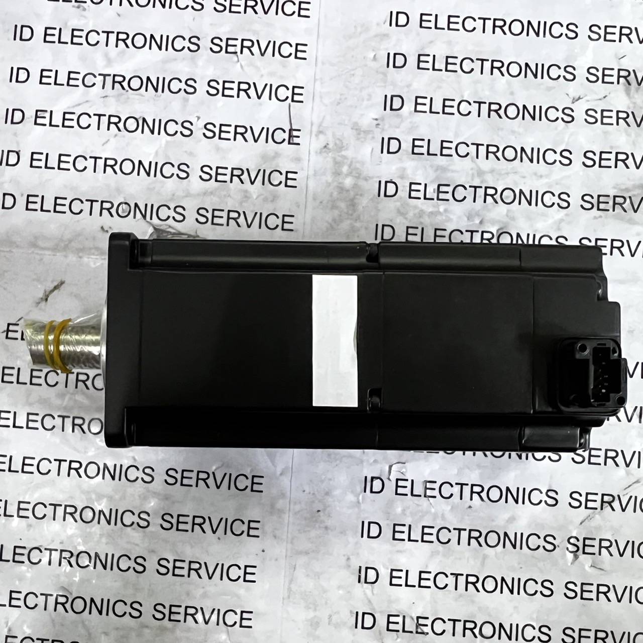 จำหน่าย SERVO MOTOR “YASKAWA” Model : SGMAS-04A2A2C-Y2