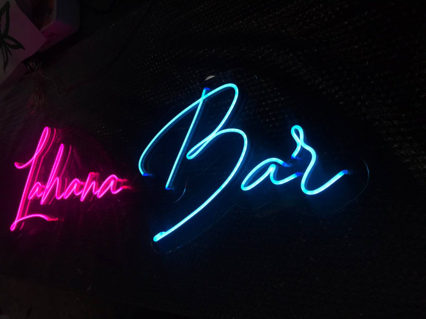 #ป้ายไฟนีออนดัดled