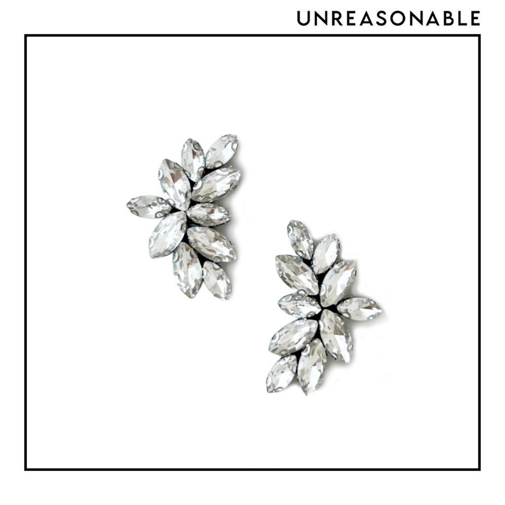 ต่างหู Crystal ต่างหูคลิป ต่างหูก้านเงินแท้ น้ำหนักเบา สวยใส่สบาย UA0785-01 Unreasonable Accessories