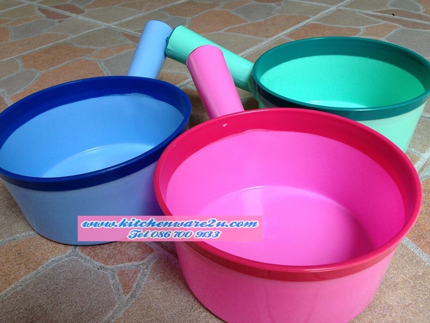 P03203 ขันน้ำด้ามกลม เอ๊กโป 18 ซม เกรดเอ สีสวย No.411 ราคาส่งต่อ 1 โหล; 12 ใบ