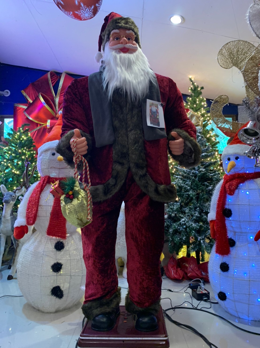 ตุ๊กตาคริสต์มาสซานต้าครอสเต้นได้ ขนาด1.8เมตร