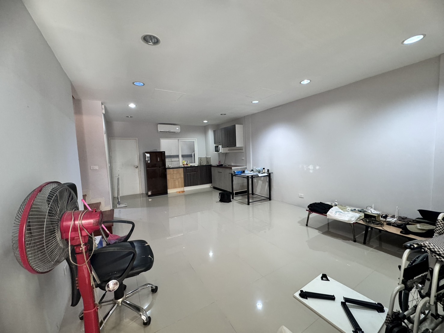 ให้เช่าทาวน์เฮ้าส์ หมู่บ้านดิเอ็กซ์คลูซีฟ พัฒนาการ44 ใกล้ BTS หัวหมาก พร้อมเข้าอยู่ 15 ธันวาคม 68 (N.1485)