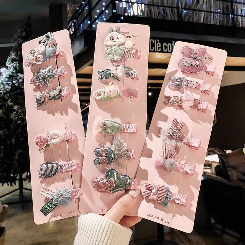 กิ๊บติดผม กิ๊บการ์ตูนเด็ก ขายยกแผง 6 ชิ้น แบบเหมือนในรูป สินค้าพร้อมส่ง