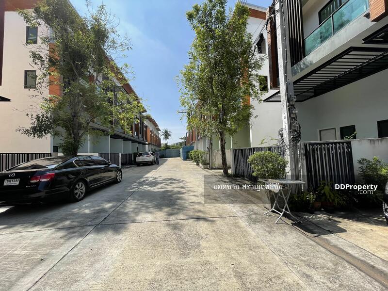 ขายทาวน์โฮม 16. 7 ตร. ว. สุพีเรีย พระราม2 3. 49 ล้านบาท