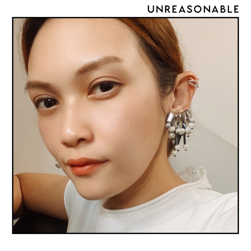 ต่างหู สีดำ ต่างหูคลิป ต่างหูก้านเงินแท้ น้ำหนักเบา สวยใส่สบาย UA0602-01 Unreasonable Accessories