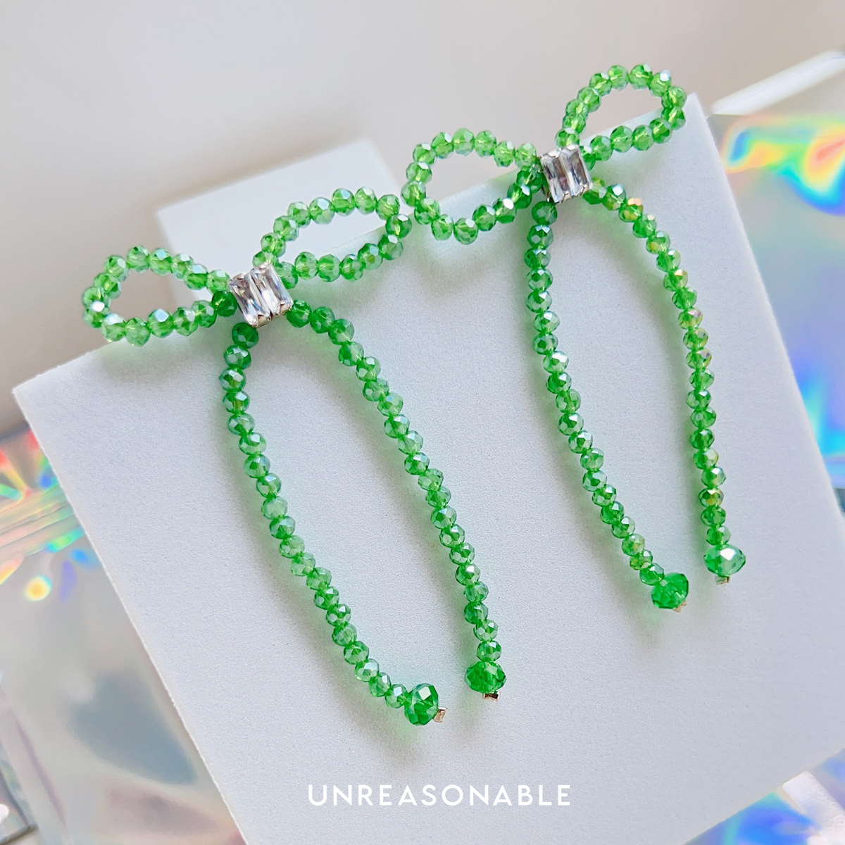 ต่างหูโบว์ สีเขียว Green Glass Bead ต่างหูคลิป ต่างหูก้านเงินแท้ UA0925-05 Unreasonable Accessories