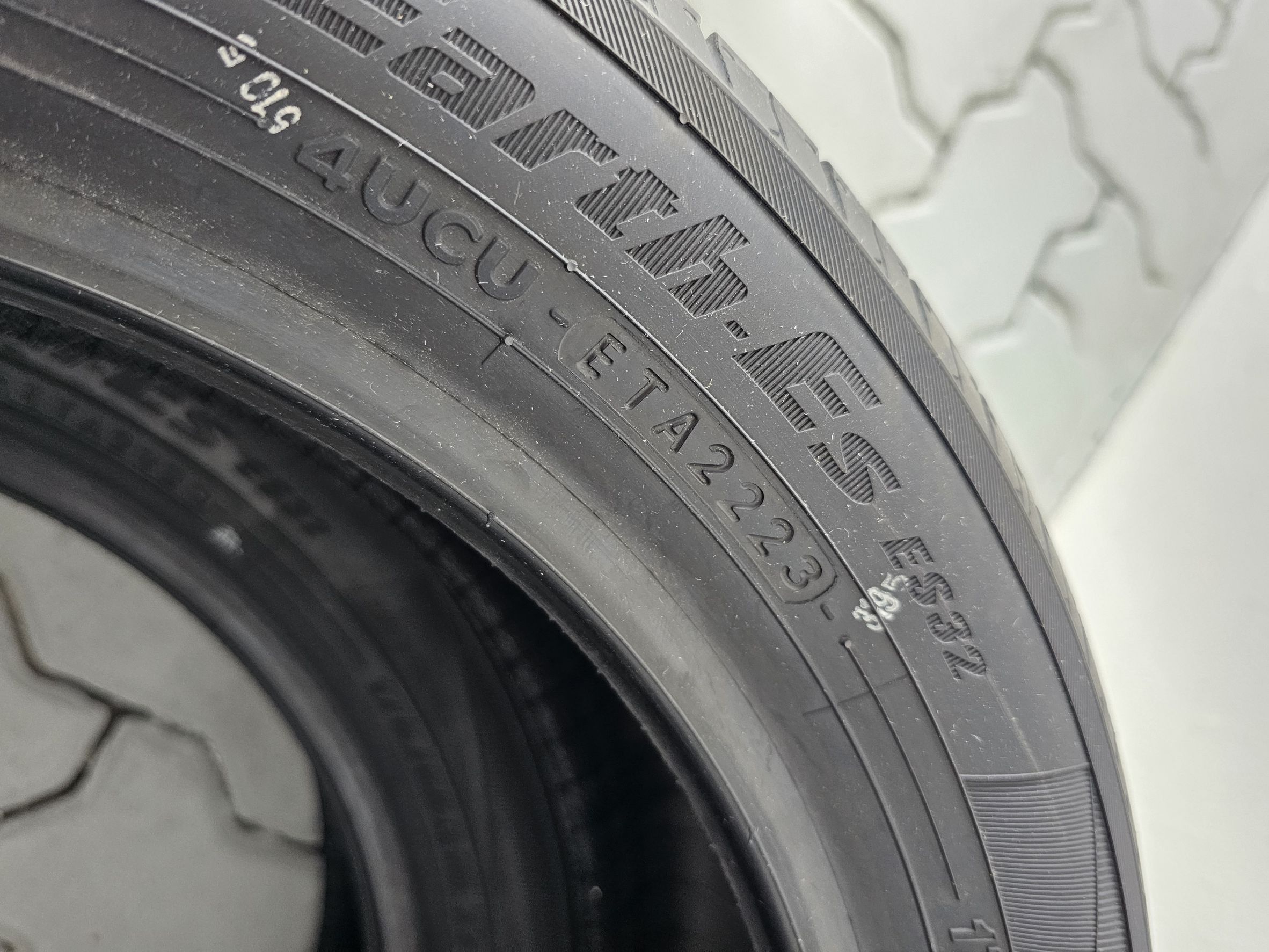 ยางใหม่ Yokohama Blu-Earth ES-32 นำเข้าจากญี่ปุ่น ขนาด 175/55R15 ผลิตกลางปี 23