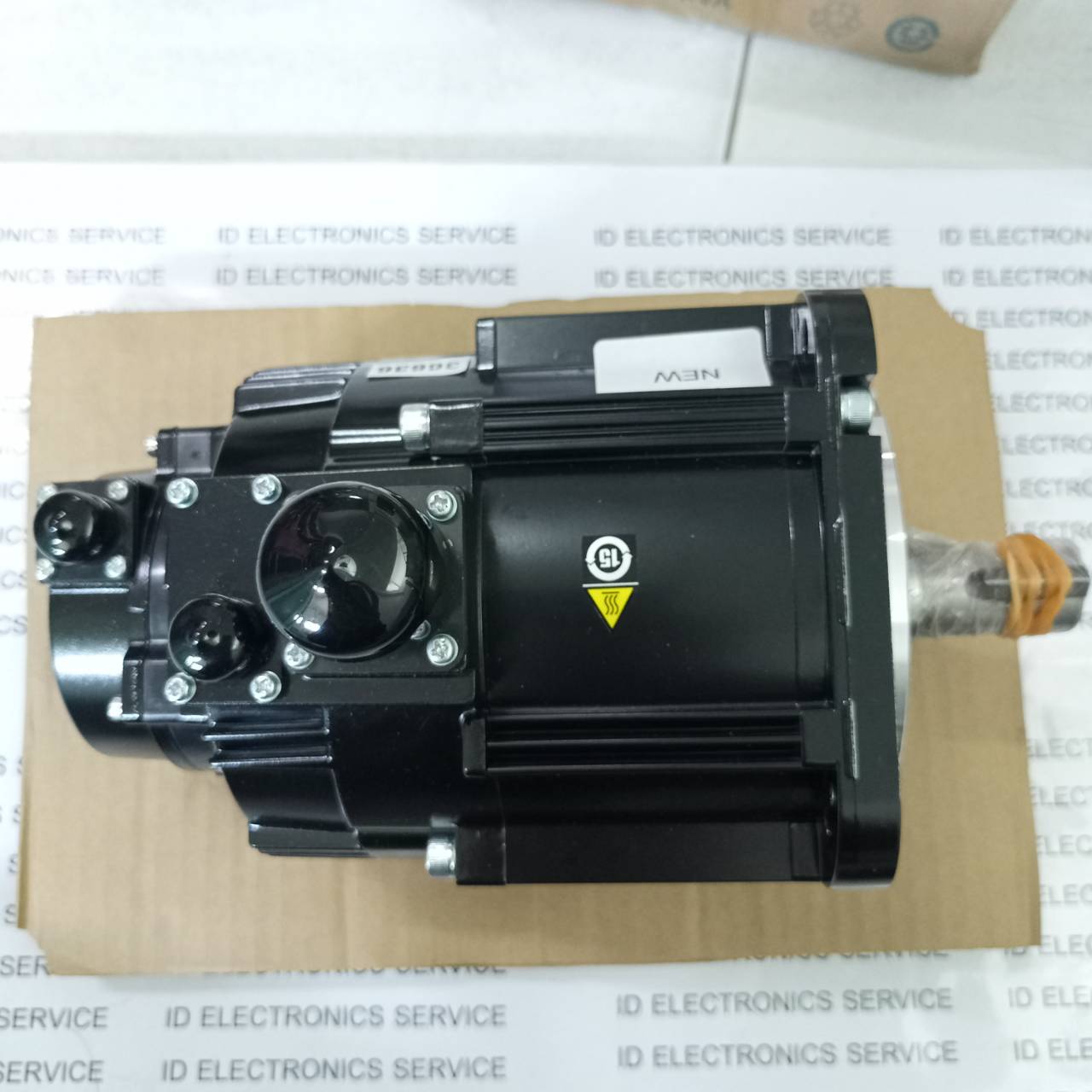 จำหน่าย SGM7G-13AFC6C SERVO MOTOR "YASKAWA"