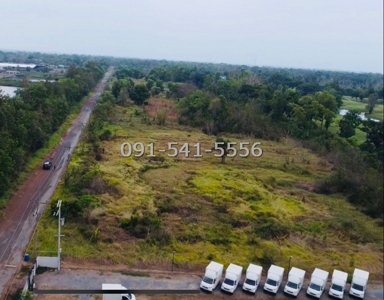 ขายที่ดิน 1 แปลง ริมถนน รูปสี่เหลี่ยมผืนผ้า สนามกอล์ลำลูกกา คันทรี่คลับ รวม 2-0-1 ไร่ กล้หมู่บ้านและร้านค้ามากมาย