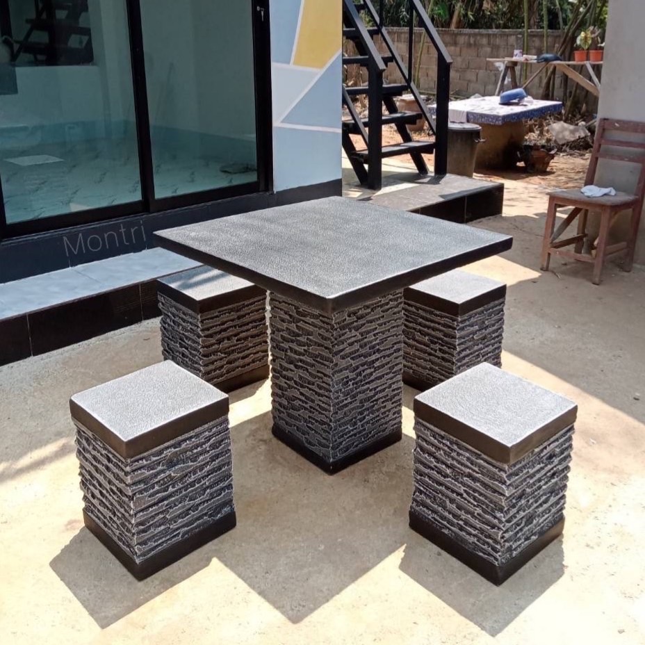 โต๊ะสนาม ชุดโต๊ะสนาม โต๊ะสนามกลางแจ้ง 4 ที่นั่ง เหมาะสำหรับวางในพื้นที่จำกัด ขนาดโต๊ะ 80*80 cm.