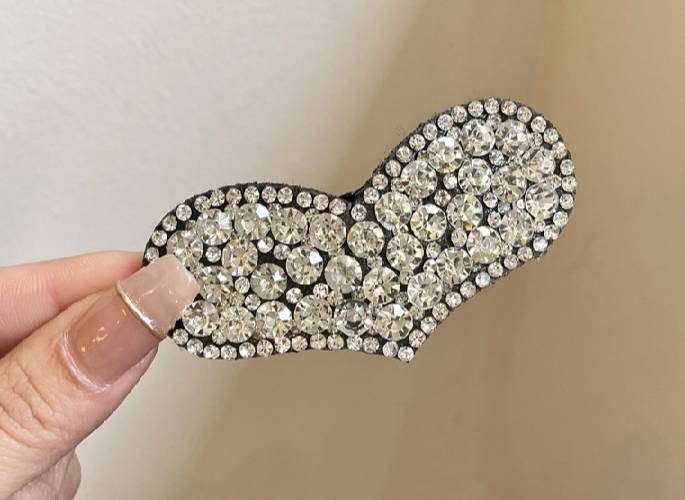 💗มาหยากิ๊ฟช้อป💗 กิ๊บเปาะแปะ กิ๊บพลอยติดผมน่ารัก ขนาด 5 - 8 ซ.ม. แฟชั่นประดับผมผู้หญิง