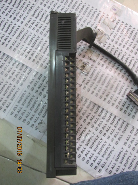 PLC " MITSUBISHI " MODEL : A0J2-E56AR