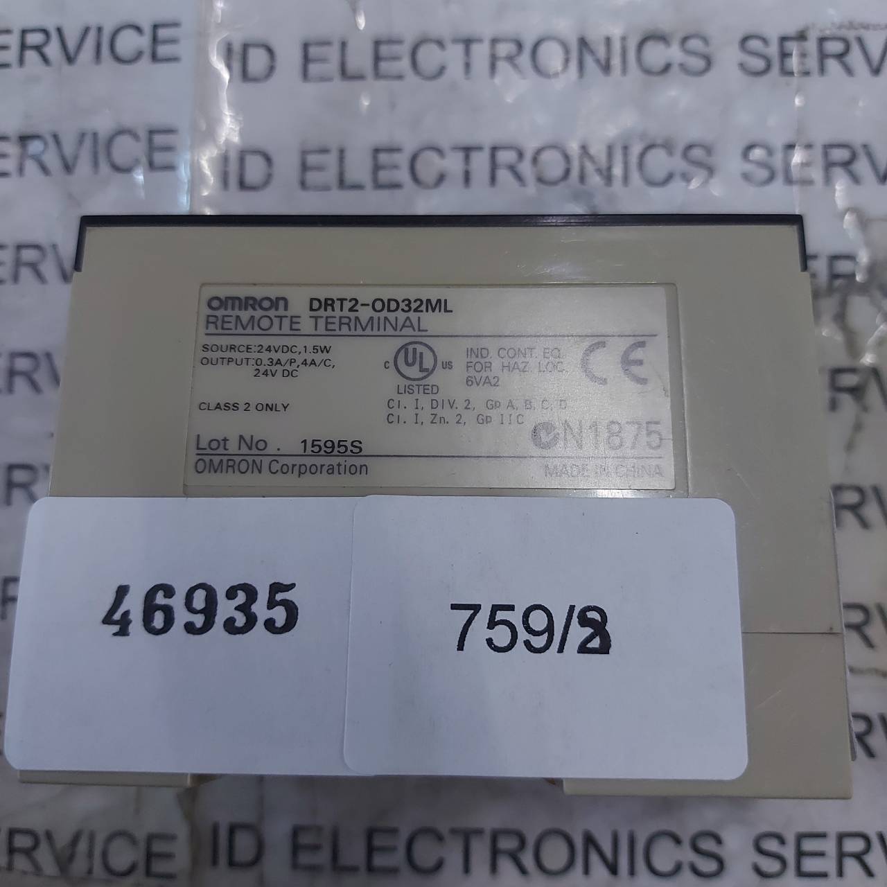 PLC " OMRON " MODEL : DRT2-OD32ML
