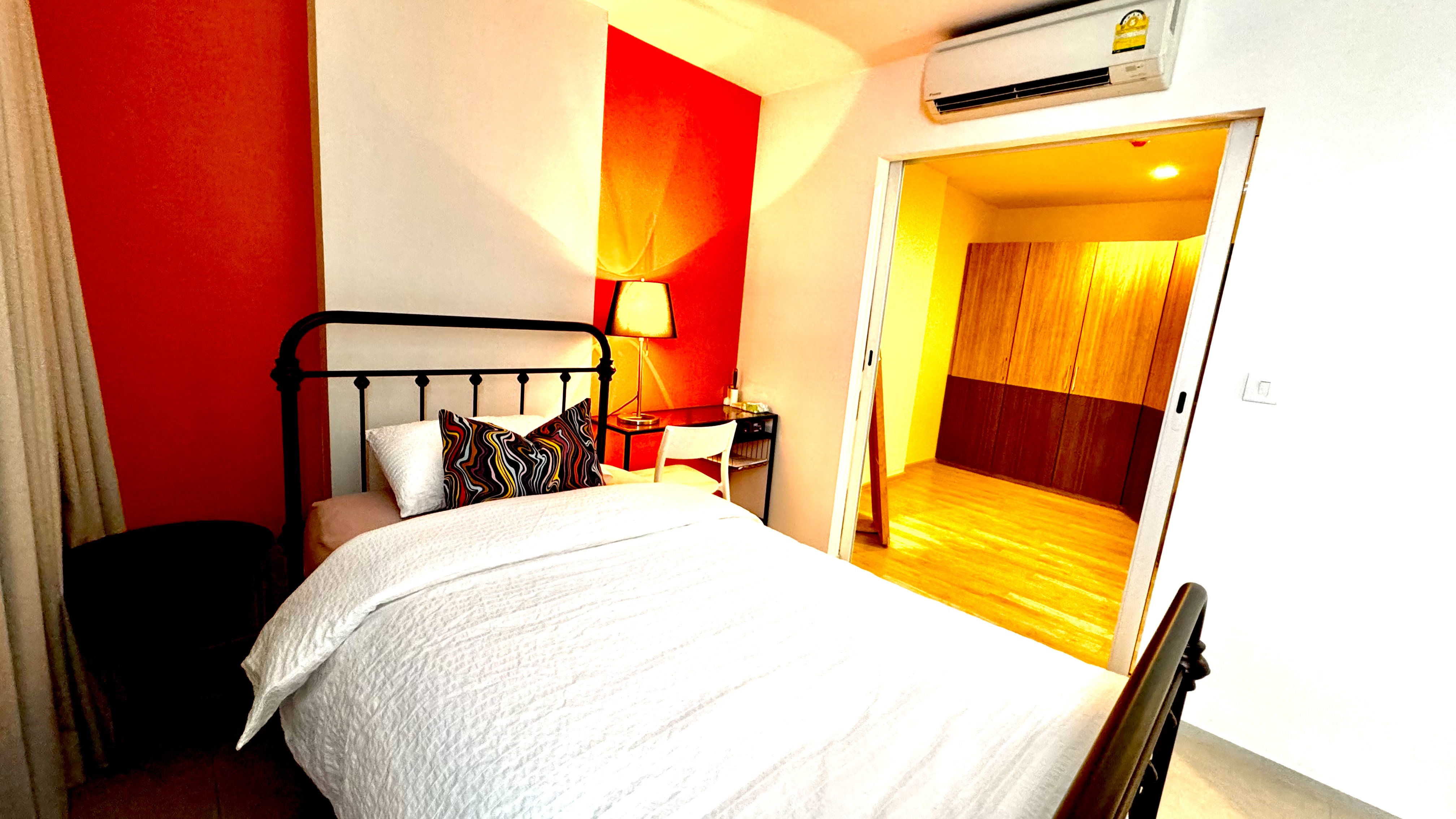 ขายคอนโด Chambers Chaan ลาดพร้าว วังหิน ขนาดห้อง 41 ตร.ม. ไม่เคยอยู่ ไม่เคยปล่อยเช่า ใหม่มาก สวยมาก! อาคาร B1 ชั้น 3 BUILT IN FURNITURE