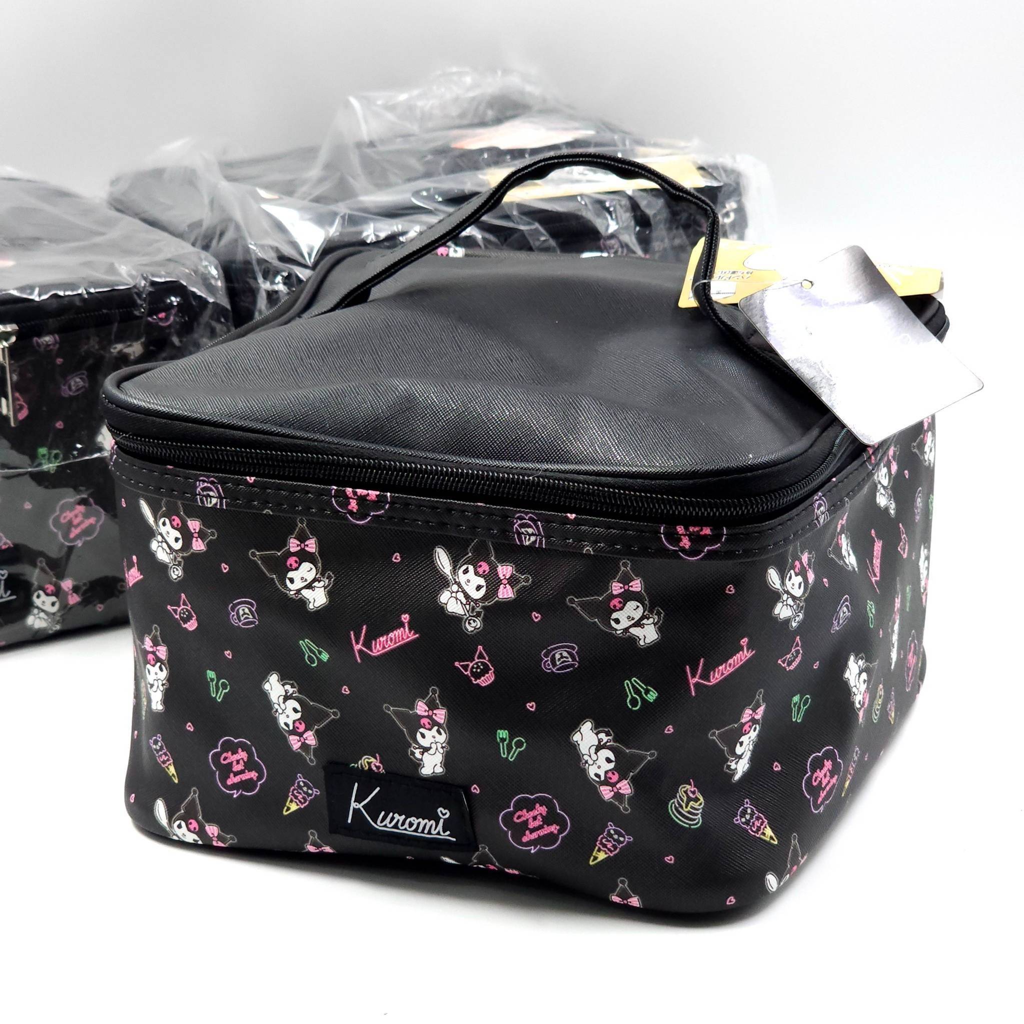 กระเป๋าเครื่องสำอาง Kuromi ลิขสิทธิ์แท้ Sanrio จากญี่ปุ่น ขนาด 25*25*15 cm.
