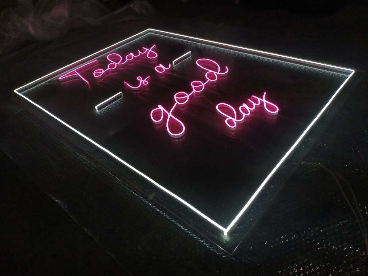 #ป้ายไฟนีออนดัดled