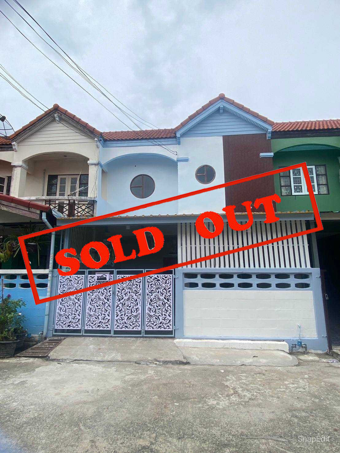 ขายทาวน์เฮาส์รีโนเวทใหม่หมู่บ้านเทพารักษ์ (N.1239)