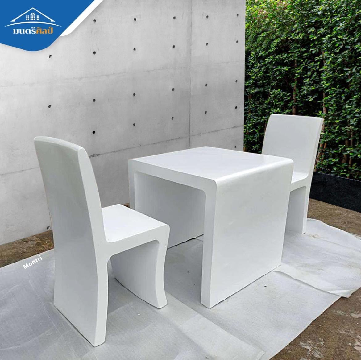 ชุดโต๊ะ 2 ที่นั่งสนามมินิมอลสีขาว ทนแดดทนฝน พร้อมเก้าอี้พนักพิง