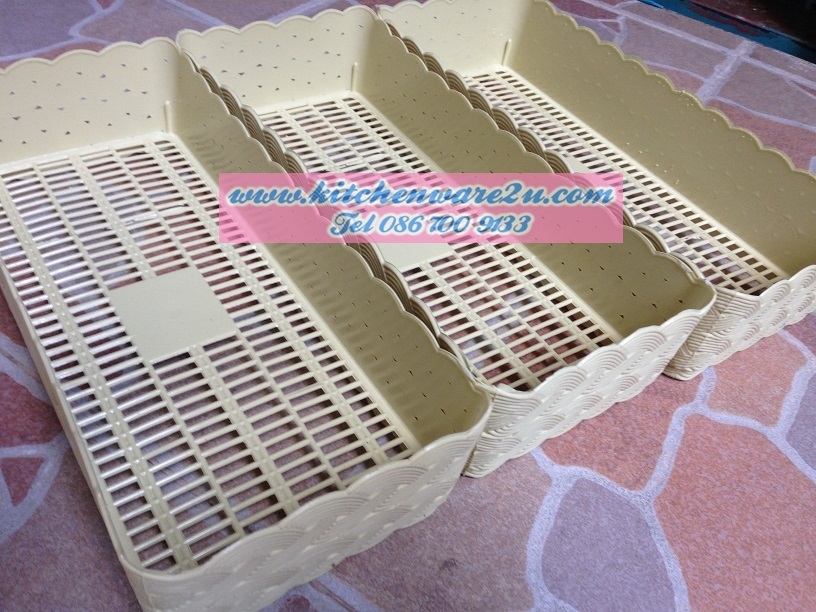 P08213 ตะแกรงหวาย ทรงยาว (29*13*7 cm) (ราคาส่งต่อ 12 ใบ :144 บาท ขายส่งทุกอย่าง 20 บาท)