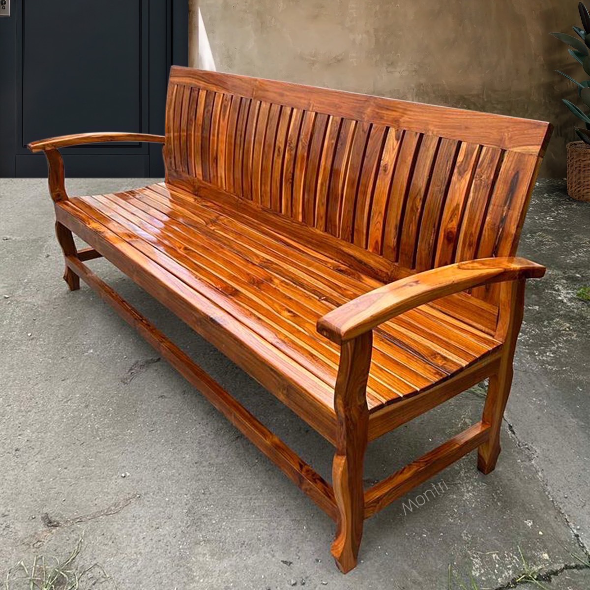 โซฟาไม้สักแท้ 100% ทนทาน แข็งแรง รองรับ 4 ที่นั่ง เหมาะสำหรับใช้ทั้งในบ้านและกลางแจ้ง