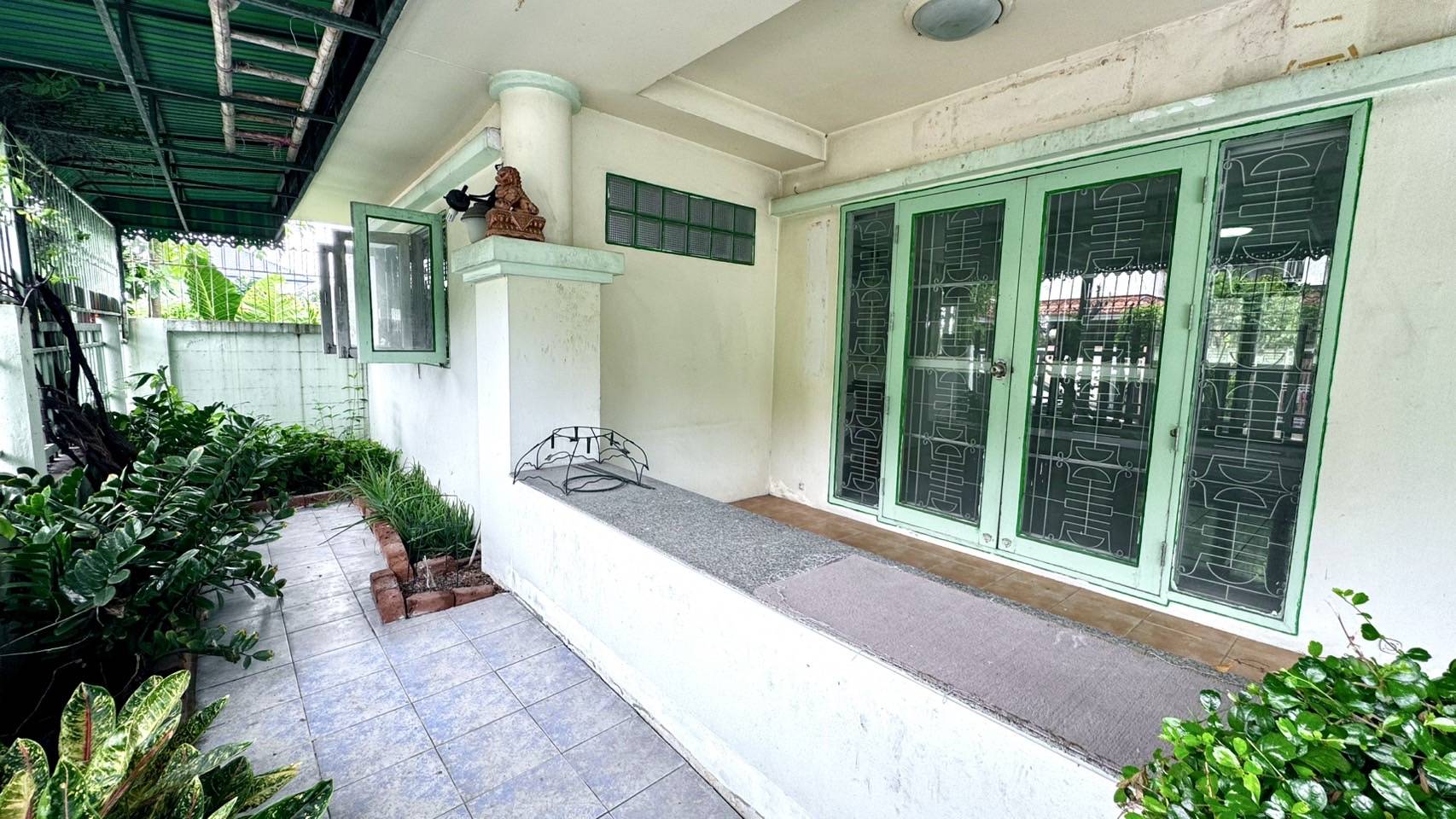 ขายบ้านเดี่ยว โรยัล ปาร์ค วิลล์ สุวินทวงศ์ (Royal Park Ville Suwinthawong) บ้านเดี่ยว 2 ชั้น 2 หลังติด 6 ห้องนอน 4 ห้องน้ำ 3 ที่จอดรถ
