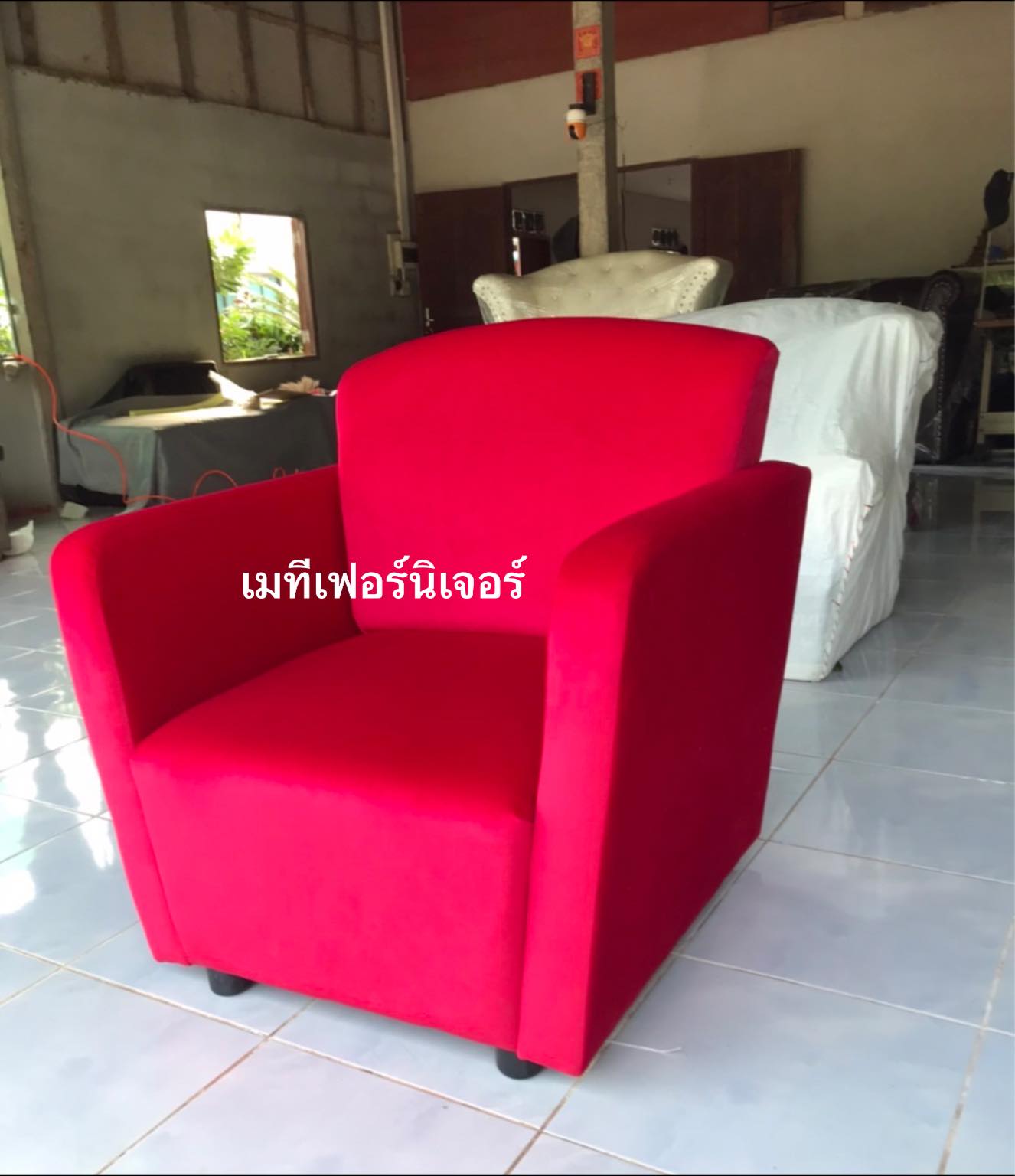 โซฟาเดี่ยวกำมะหยี่ 1 ที่นั่ง รุ่น Ruby Charm