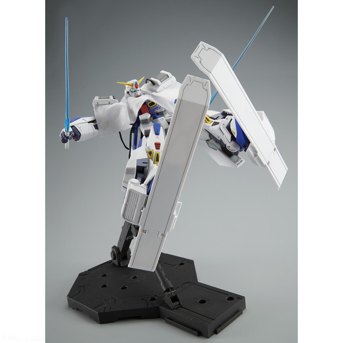 MG 1/100 GUNDAM F90 + MISSION PACK O & U & C & T & P TYPE Free MISSION Hanger