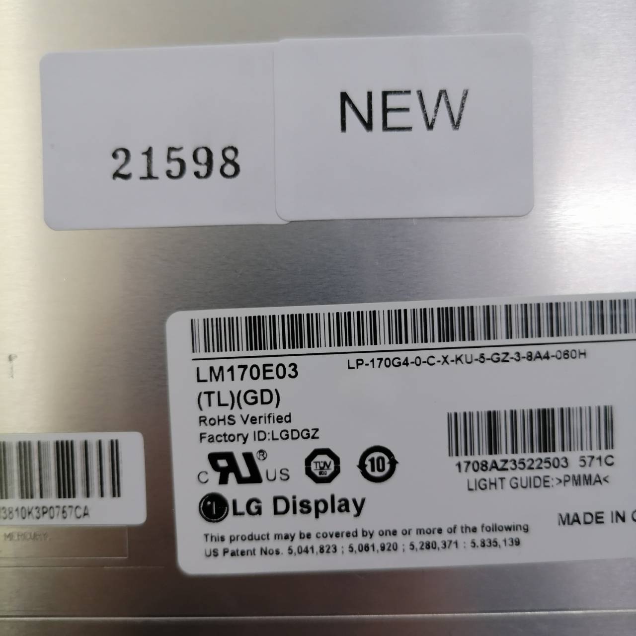 LCD PANEL " LG PHILIPS " MODEL : LM170E03-TLGD