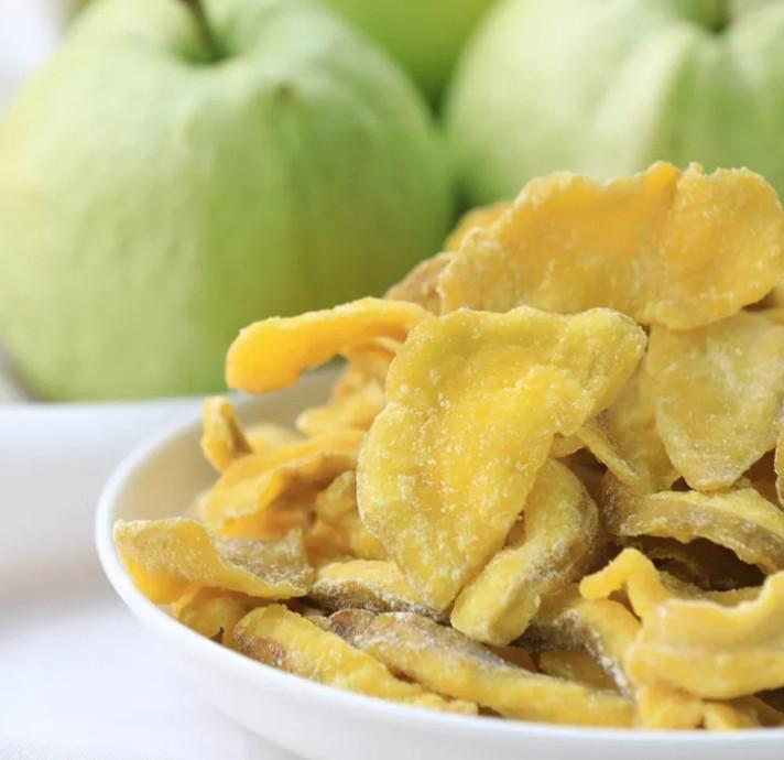 🍐ฝรั่งอบแห้ง (Dried guava) พร้อมทาน ขนาด 1กิโลกรัม รสชาติเปรี้ยวอมหวานหวาน🍐