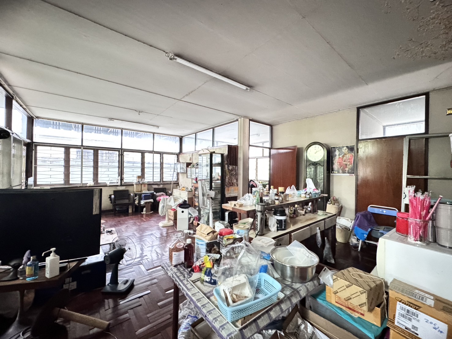 ให้เช่า บ้านเดี่ยว 2 ชั้น ซอยสีลม 14 ขนาด 98 ตารางวา บางรัก ใกล้ BTS สุรศักดิ์ (N.1484)