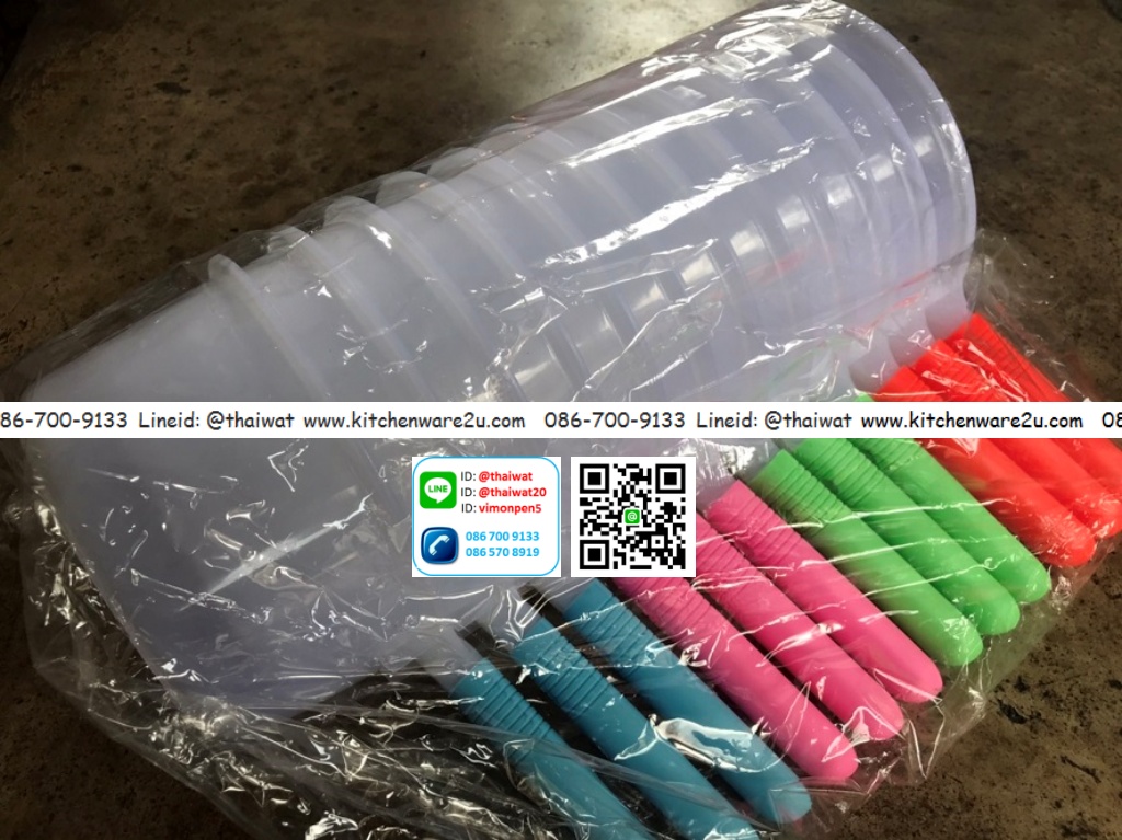 P03986 ขันน้ำมีด้าม ราคาส่งต่อโหล : 12 ใบ (คลิ๊กที่สินค้าเพื่อดูรายละเอียด)