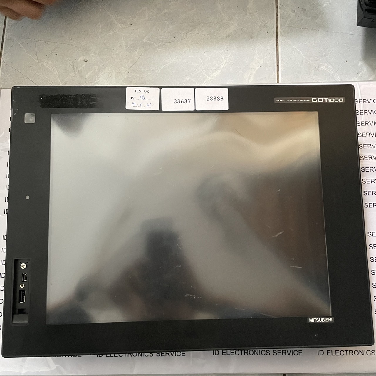จำหน่าย GT1695M-XTBD HMI "MITSUBISHI"