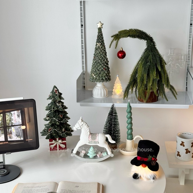 [พร้อมส่ง] Jnihouse : ของตั้งโชว์เรซินประดับคริสต์มาส (Resin Christmas Charm)