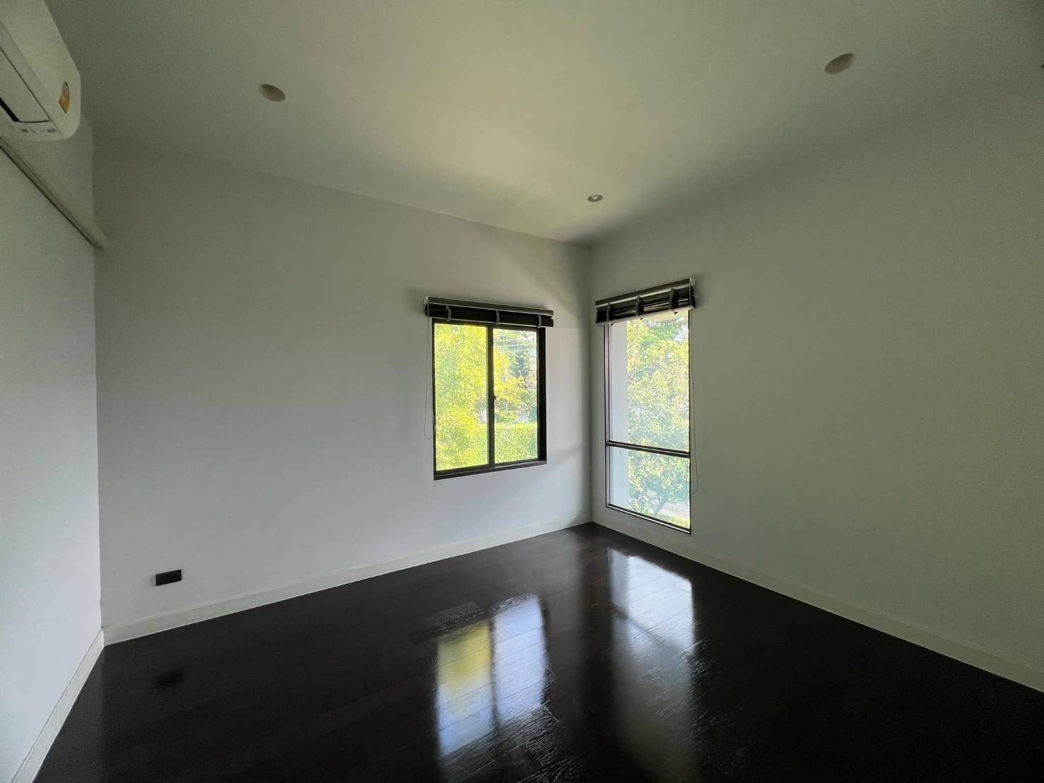 ขายบ้านเดี่ยว 2 ชั้น หมู่บ้าน เศรษฐสิริกรุงเทพกรีฑา 2 ทำเลดี ที่ดินใหญ่บรรยากาศรีสอร์ท ซ.ประชาร่วมใจ แขวงหัวหมาก เขตบางกะปิ (N.1457)