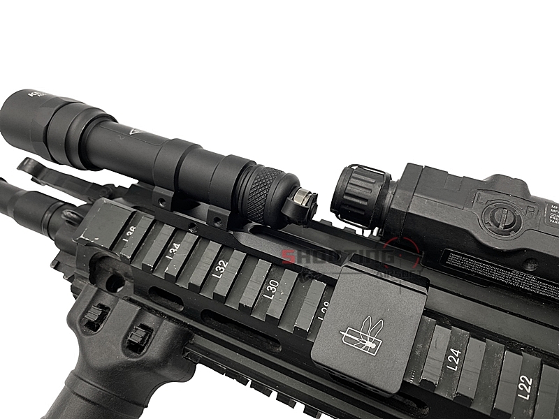 ขาจับไฟฉาย Thorntail จับราง Picatinny 20mm.