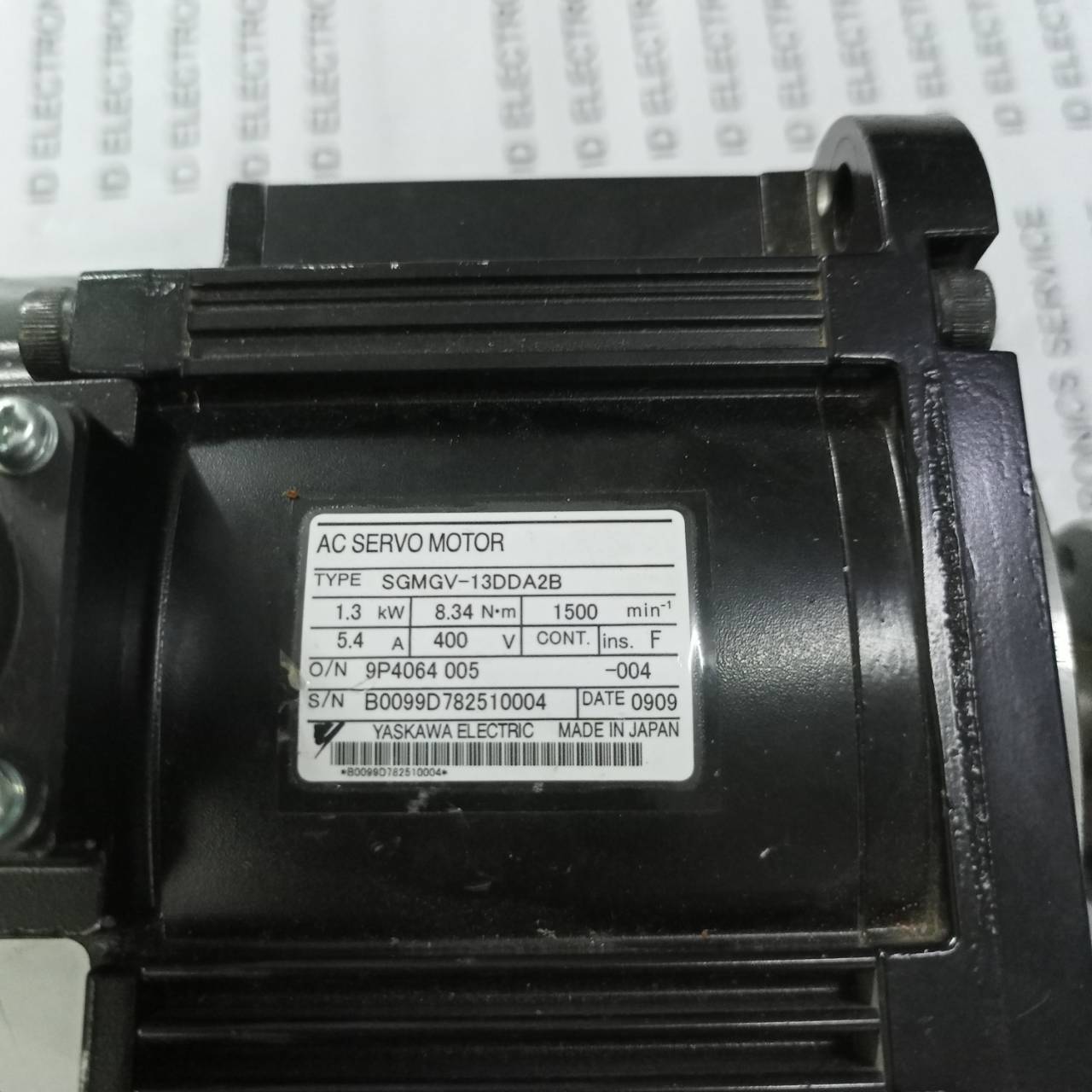 จำหน่าย SERVO MOTOR “YASKAWA” MODEL : SGMGV-13DDA2B