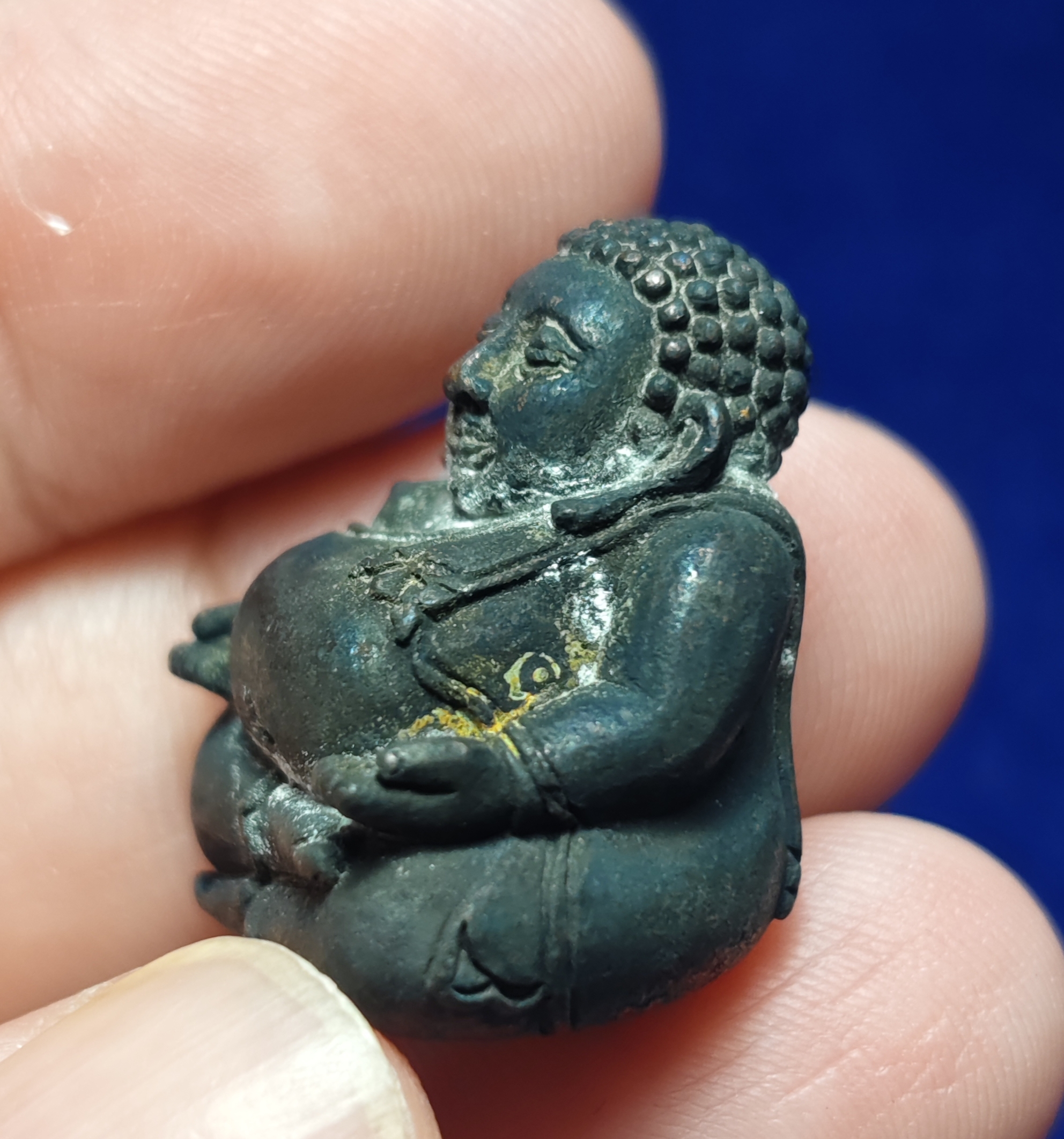 พระสังกัจจายน์ รุ่นแรก หลวงปู่เกลี้ยง วัดโนนแกด จ.ศรีสะเกษ ปี 2556 (เนื้อเหล็กน้ำพี้แก่ชนวนนวะ)