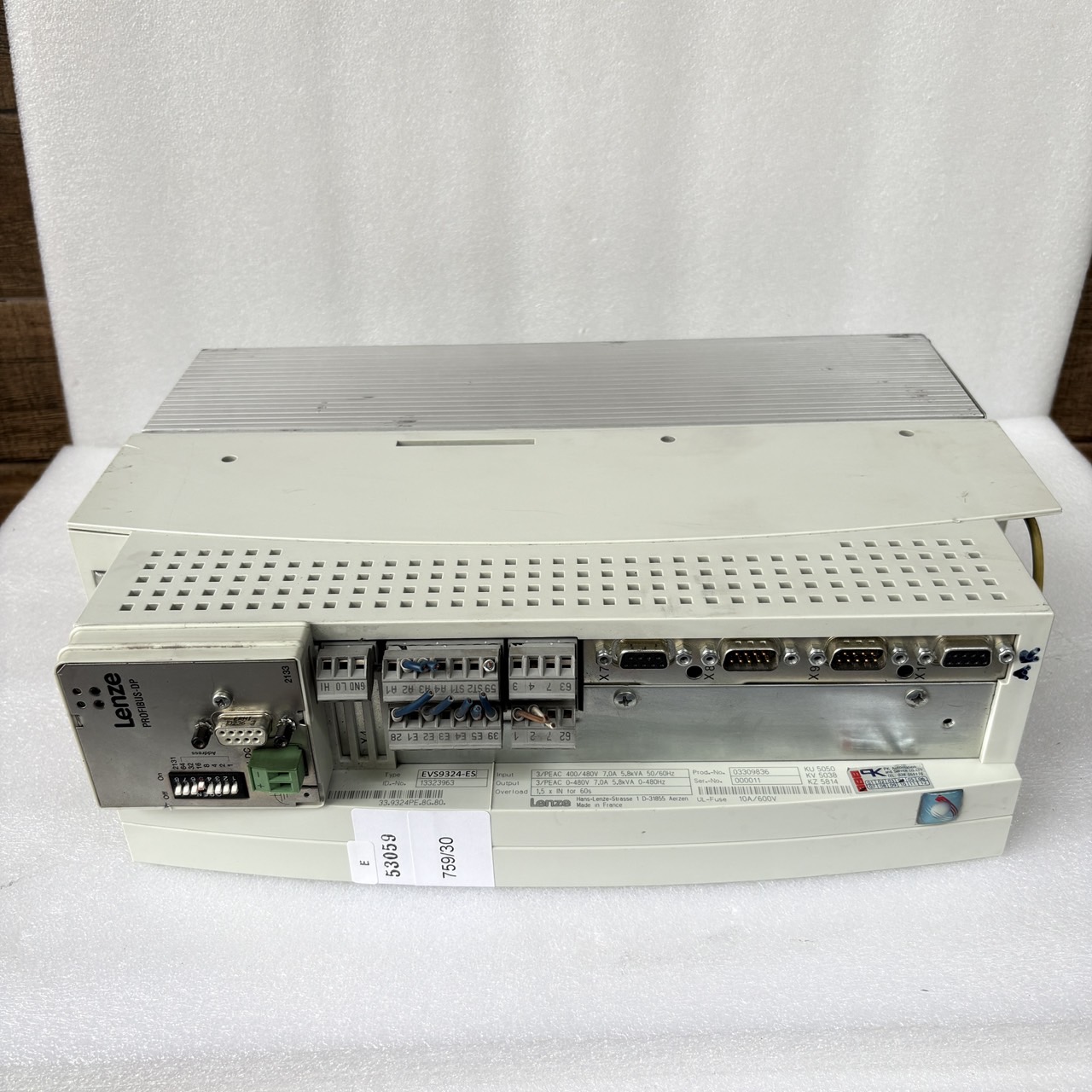 SERVO DRIVE " LENZE " MODEL : EVS9324-ES