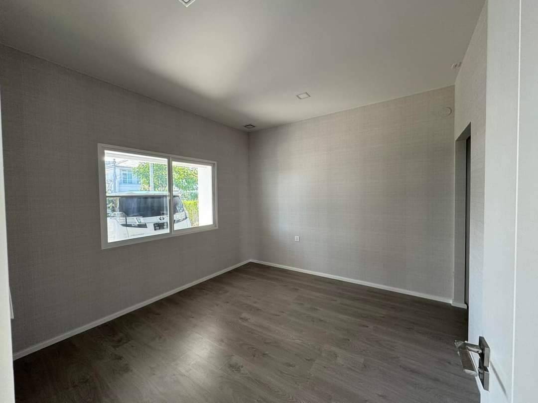 ขายบ้านเดี่ยว มัณฑนาบางนา-วงแหวน ประเวศ กรุงเทพมหานคร บ้านใหม่ไม่เคยเข้าอยู่ใกล้เมกะบางนา ( N.1463 )