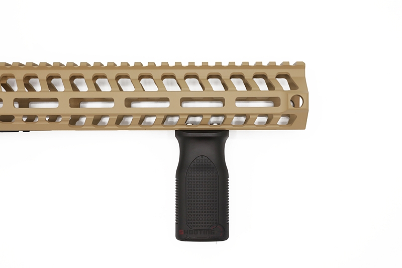 กริ๊ปมือ Magpul MVG M-Lok