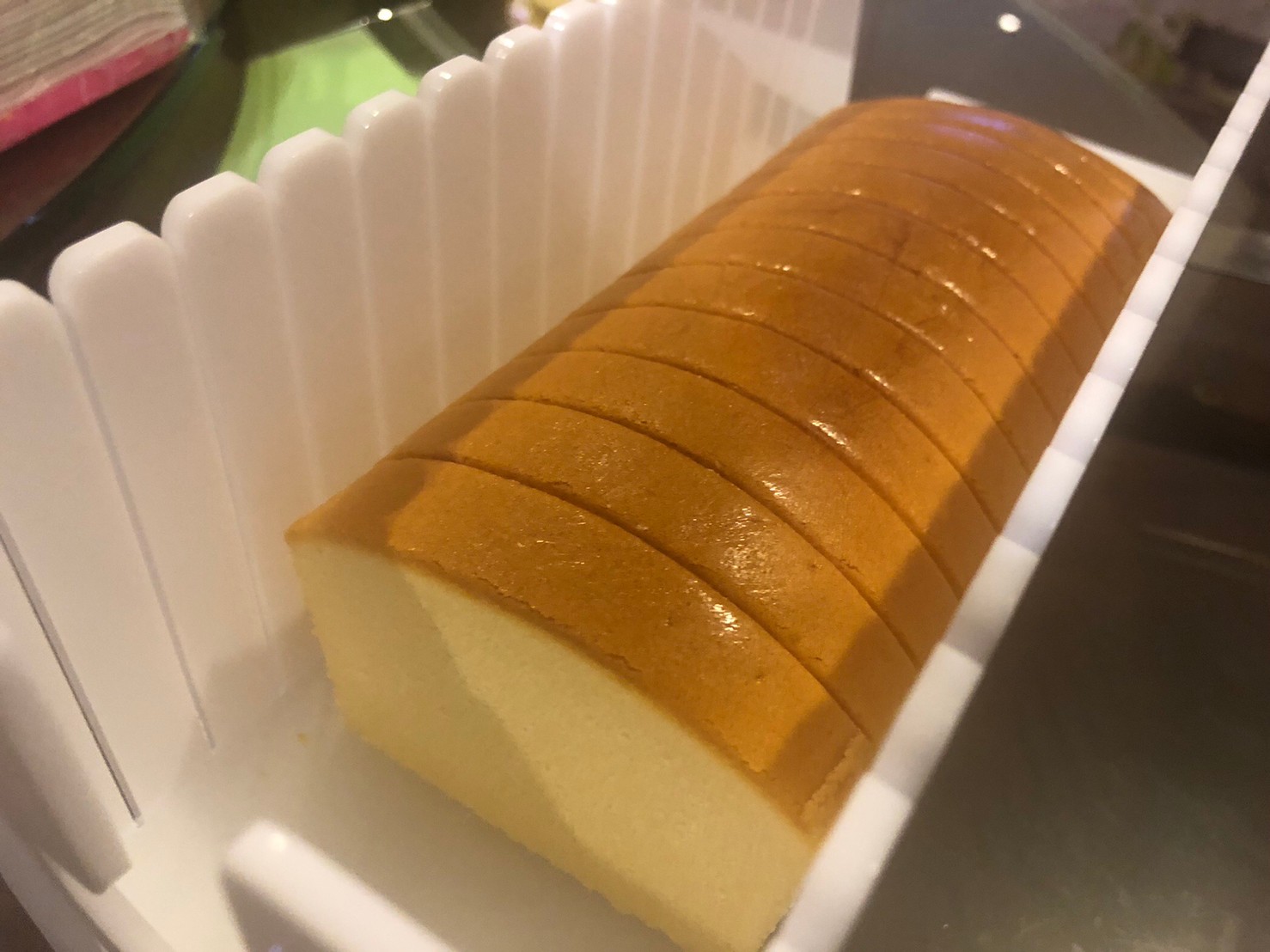 บัตเตอร์เค้กเนยสด ทำจากเนยแท้ หอมอร่อย นุ่มละมุน เอาไว้ทานกับกาแฟเข้ากันอย่างลงตัว