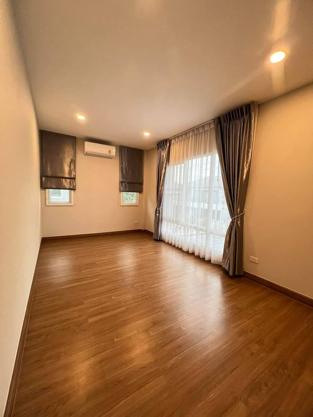 ปล่อยเช่าบ้านเดี่ยวหมู่บ้าน𝐂𝐞𝐧𝐭𝐫𝐨 พระราม 𝟗 - กรุงเทพกรีฑา (N.1284)