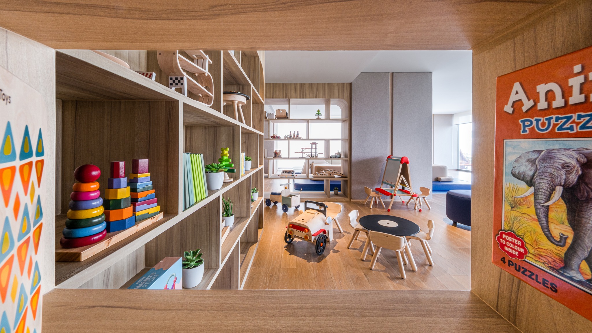 Cloud Thonglor–Phetchaburi Condominium Experience and prove for yourself the true value of location, luxury, and lifestyle — a high-end condominium offering over 4,000 sq.m. of full-facility common areas, the most comprehensive in this district.