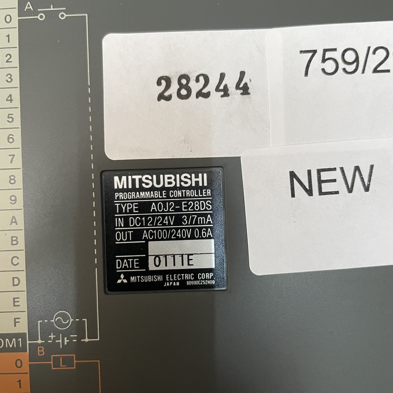 PLC " MITSUBISHI " MODEL : A0J2-E28DS