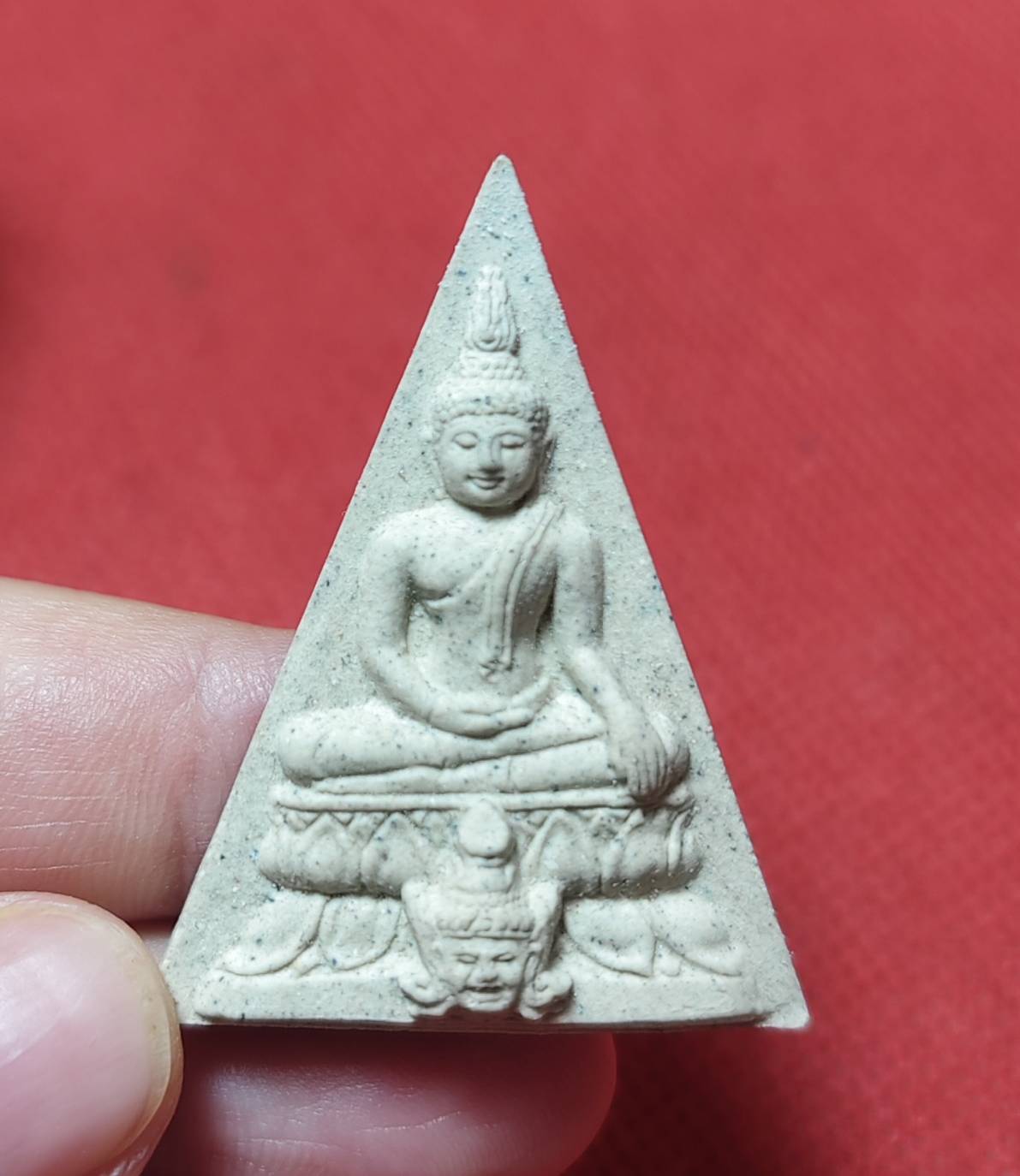 พระนางพญาสะดุ้งกลับ หลังจิ้งจก 2 หาง มหาเสน่ห์ (ฝังตะกรุด2ดอก) ครูบาพิรุณ วัดชัยมงคล จ.เชียงใหม่