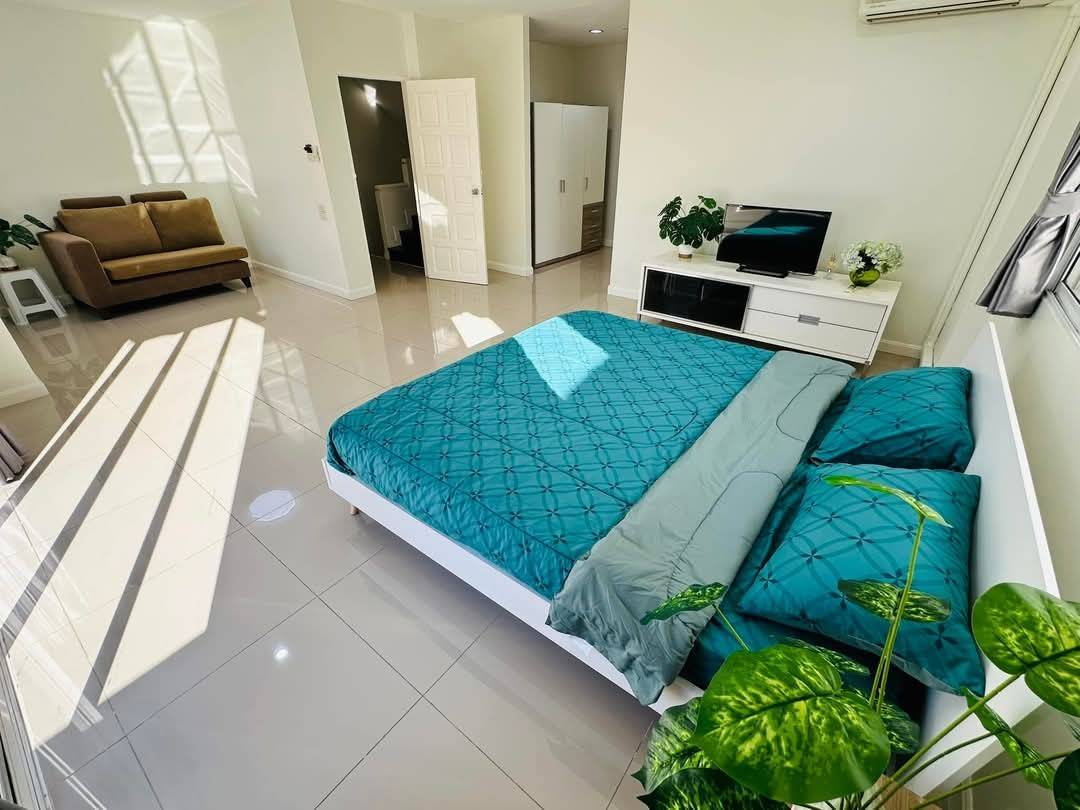 ให้เช่าบ้านเดี่ยว 4 ชั้น ถ.สุขุมวิท 31 เเยก 2 เขตวัฒนา ใกล้เอ็มโพเรียม (N.1516)