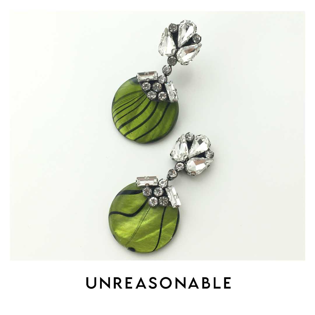 ต่างหู Drop สีเขียว ต่างหูคลิป ต่างหูก้านเงินแท้ สวยใส่สบาย UA0720-03 Unreasonable Accessories